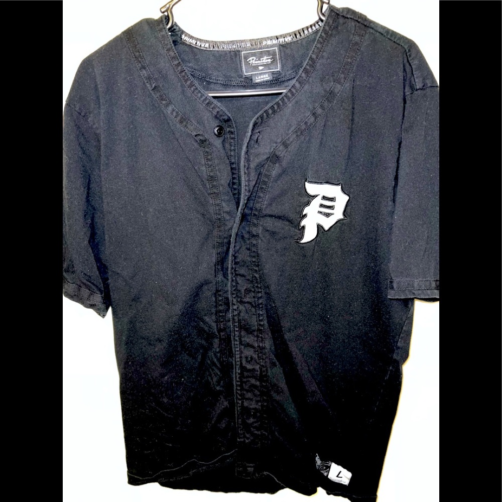Mens large sized primitive baseball jersey t-shirt